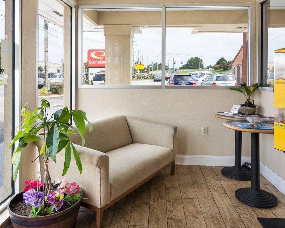 Econo alojamiento Town Center Hotel Virginia Beach Exterior foto